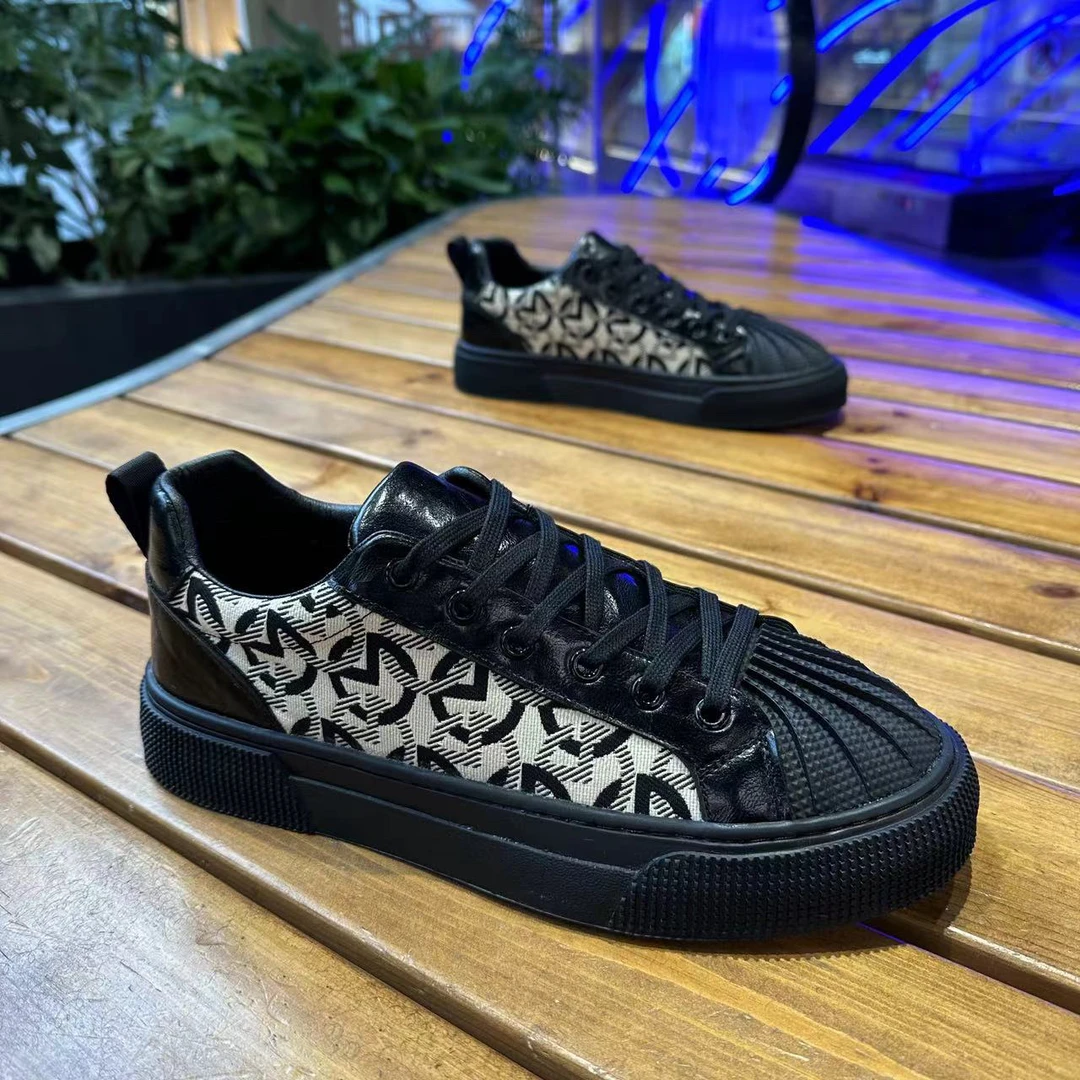 2024春季新款单鞋时尚贝壳头板鞋潮流百搭显瘦款潮鞋