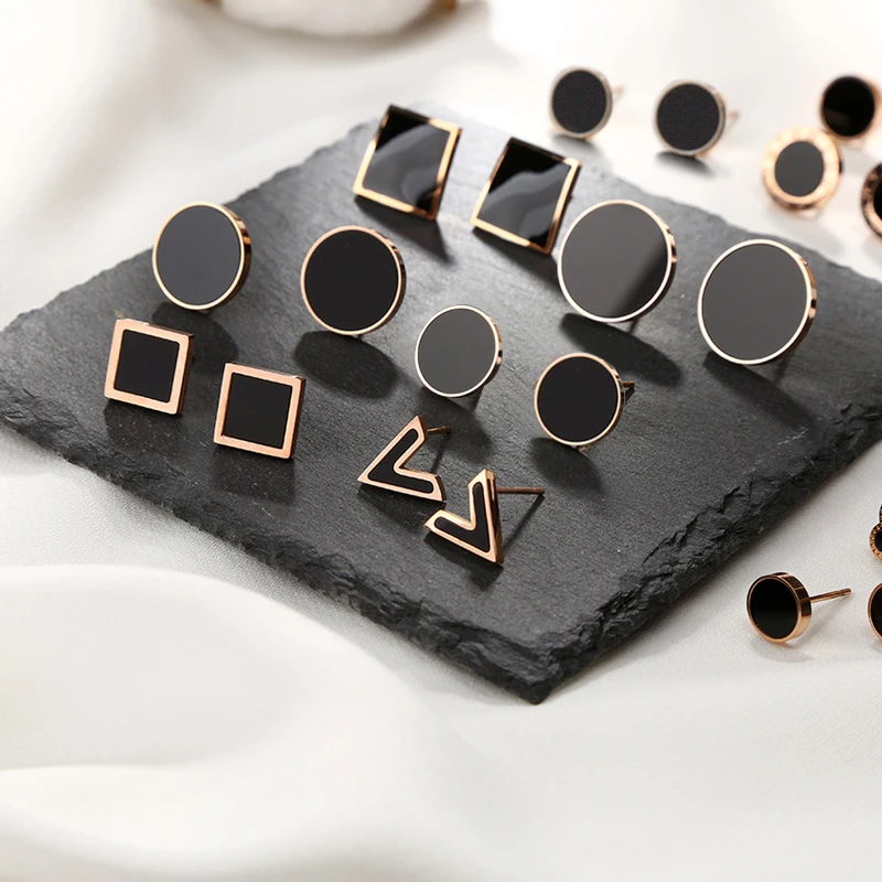 钛钢耳饰 黑色钛钢小耳钉女气质韩国简约精致冷淡风耳饰品港风