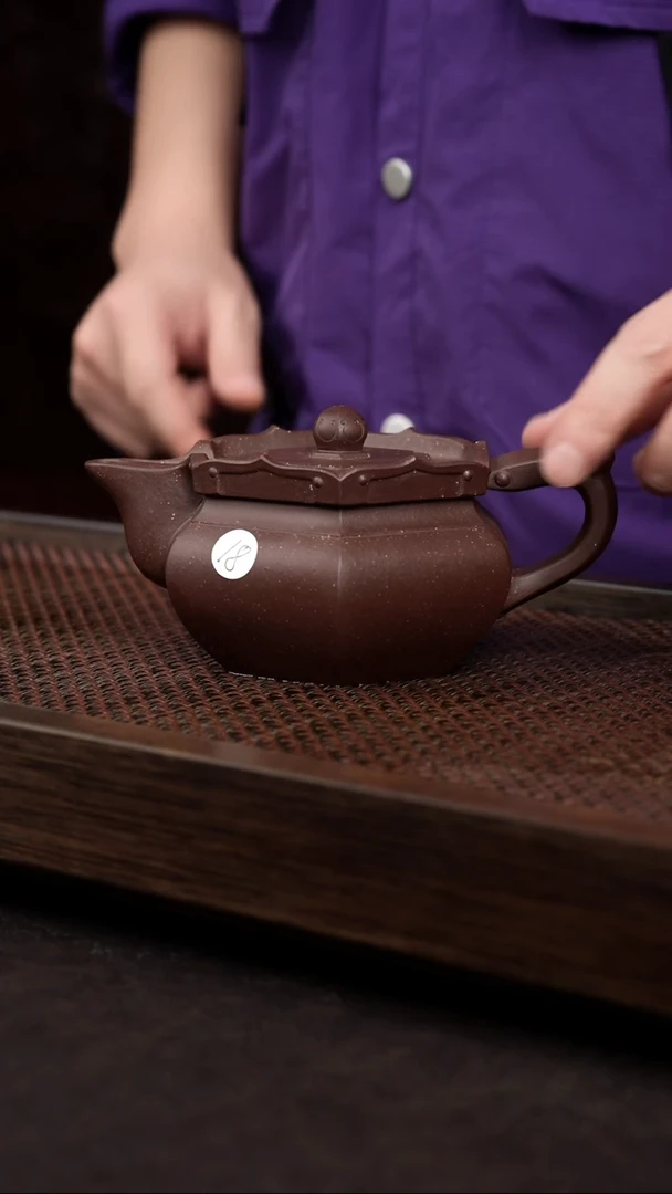 【闪购商品】紫砂茶壶18号           僧帽