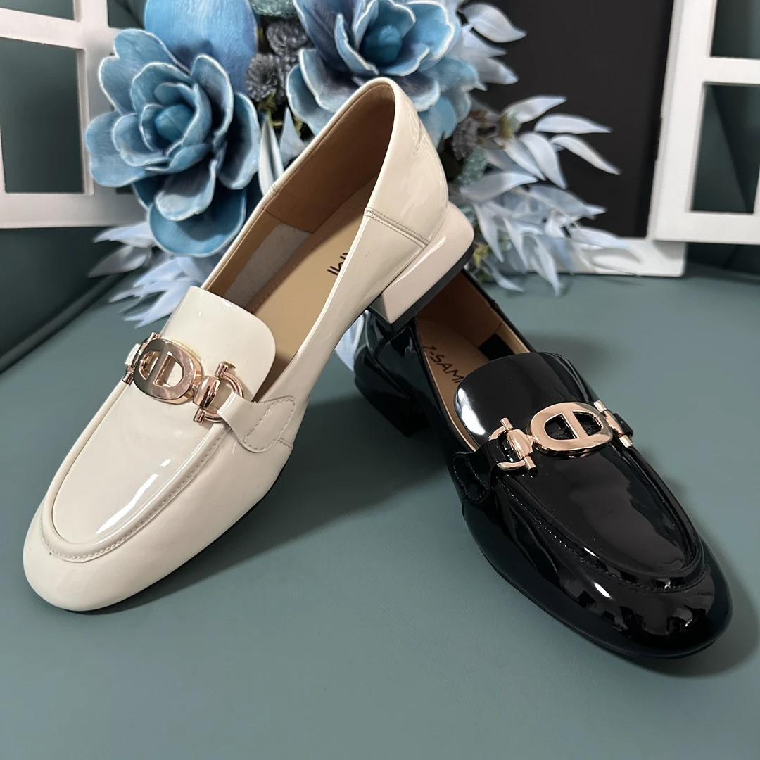 真皮乐福鞋女一脚蹬2024新款春秋外穿法式软底小皮鞋平底百搭单鞋