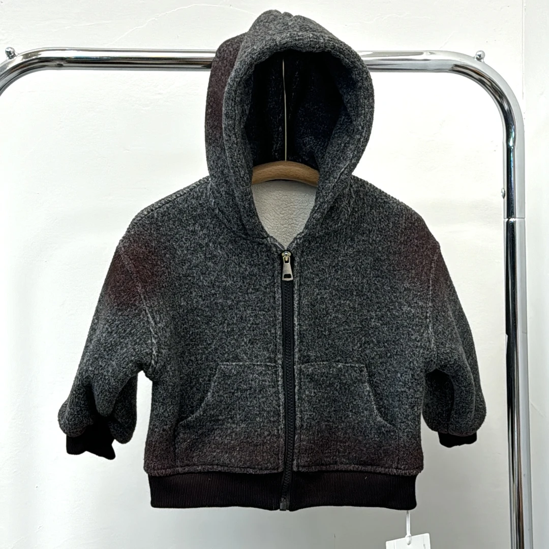 菜菜家童装     dd+深灰废土风连帽外套D313