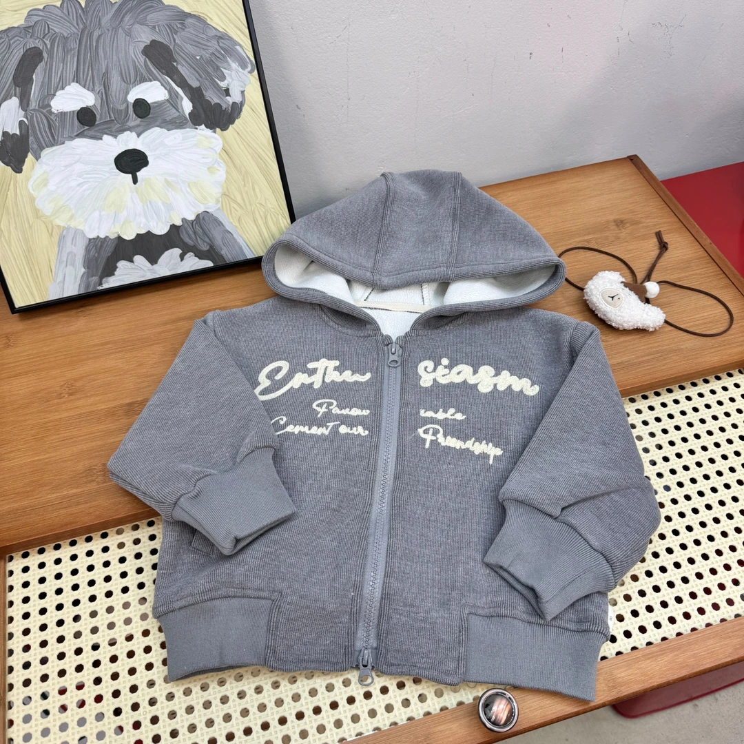 菜菜家童装      lztt字母绣花连帽卫衣外套8078