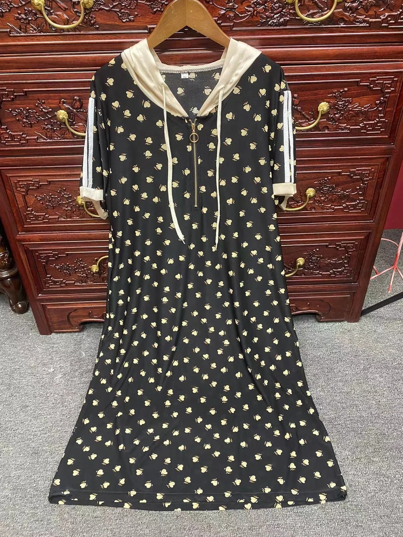 （反季清仓）连帽卫衣连衣裙中长款妈妈短袖连衣裙