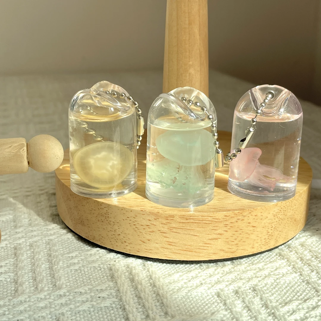 水母标本挂件钥匙扣海洋生物迷你摆件女生包挂饰儿童可爱书包装饰