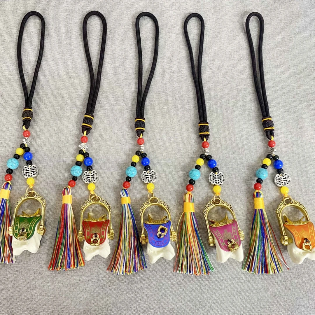 Adiyabrand羊拐骨合金嘎拉哈背包挂车挂高档草原礼品出游服装女