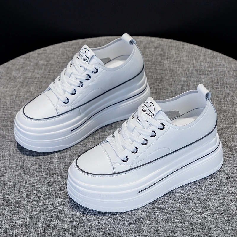 真皮小白鞋女2025秋新款百搭运动休闲鞋软底轻盈防滑厚底增高板鞋