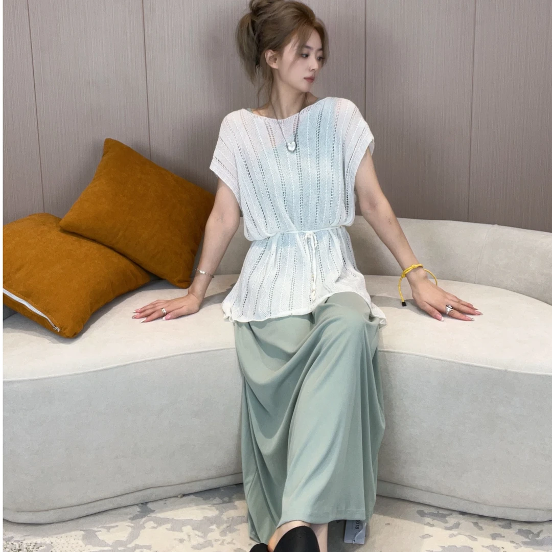 5号秋冬爆款百搭女装（孤品样衣）不喜勿拍蕾丝碎花显瘦气质镂空