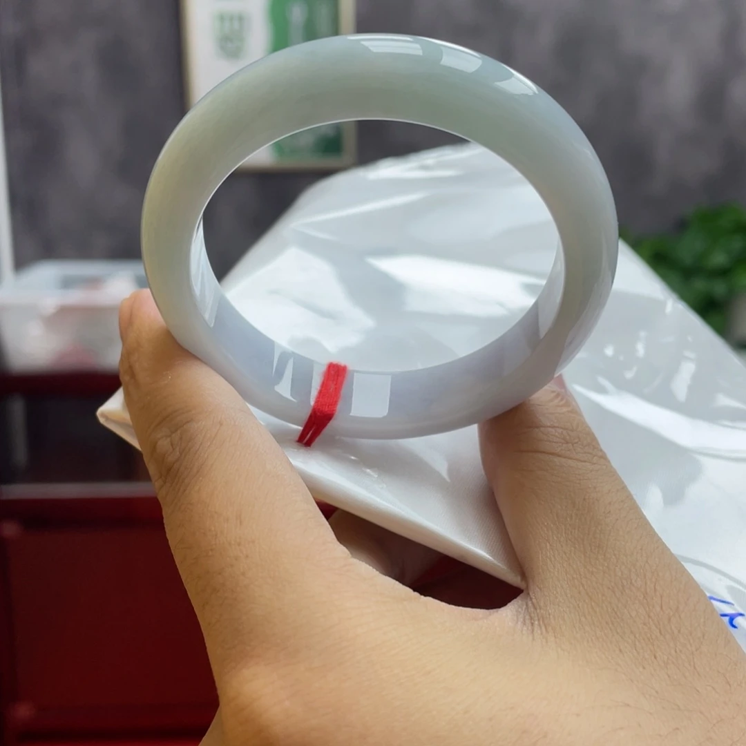 【闪购商品】翡翠手镯未镶嵌天然翡翠手镯55