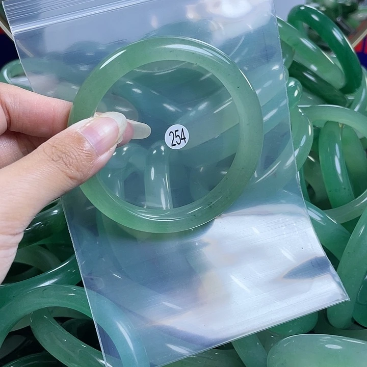 东陵石手镯未镶嵌61