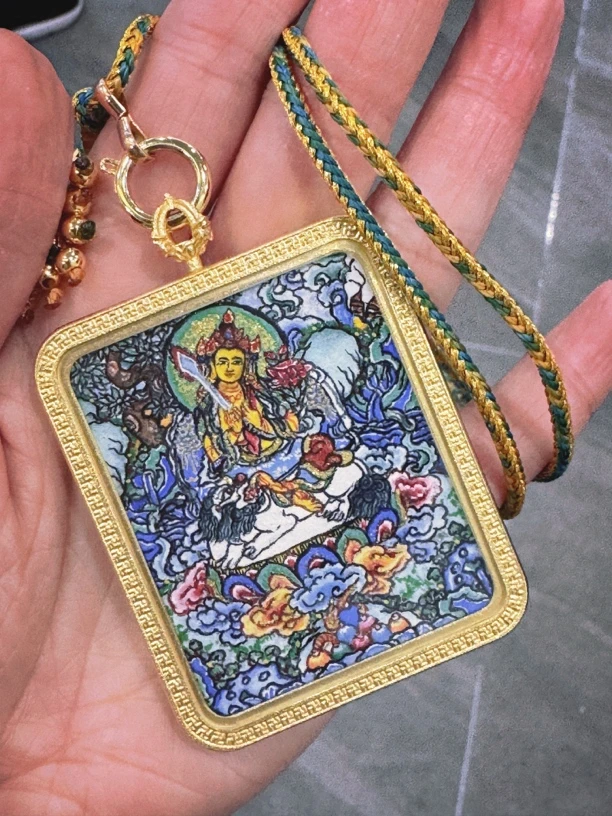钛钢吊坠 经典藏传唐卡本命守护文殊菩萨纯手绘项链吊坠嘎乌盒