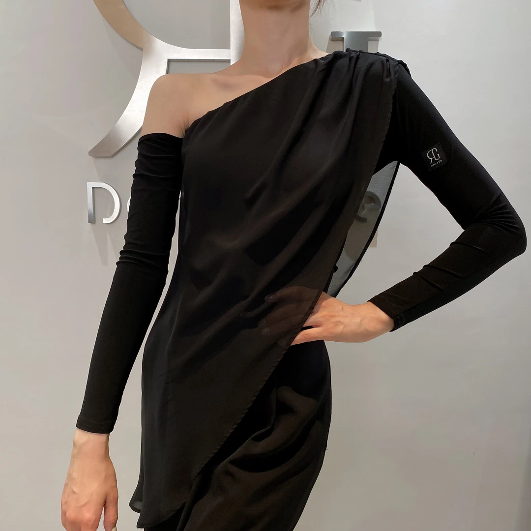 GR1129设计师款斜肩飘逸连体上衣