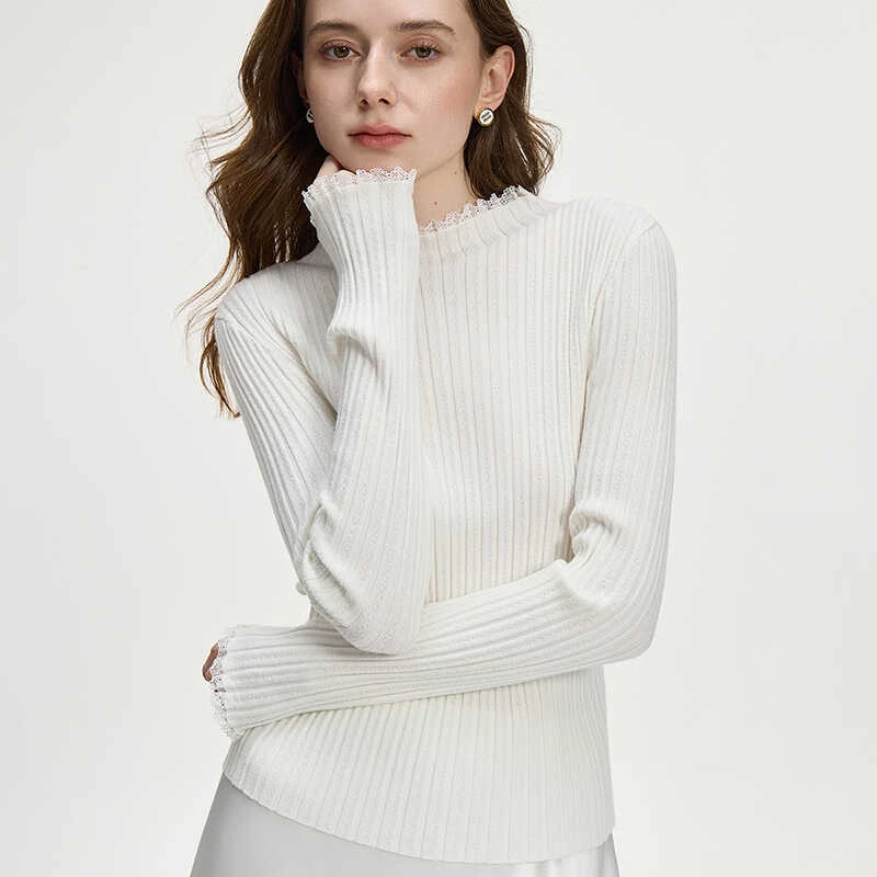 范思蓝恩秋冬2024新款修身蕾丝花边半高领针织打底衫24FS14113