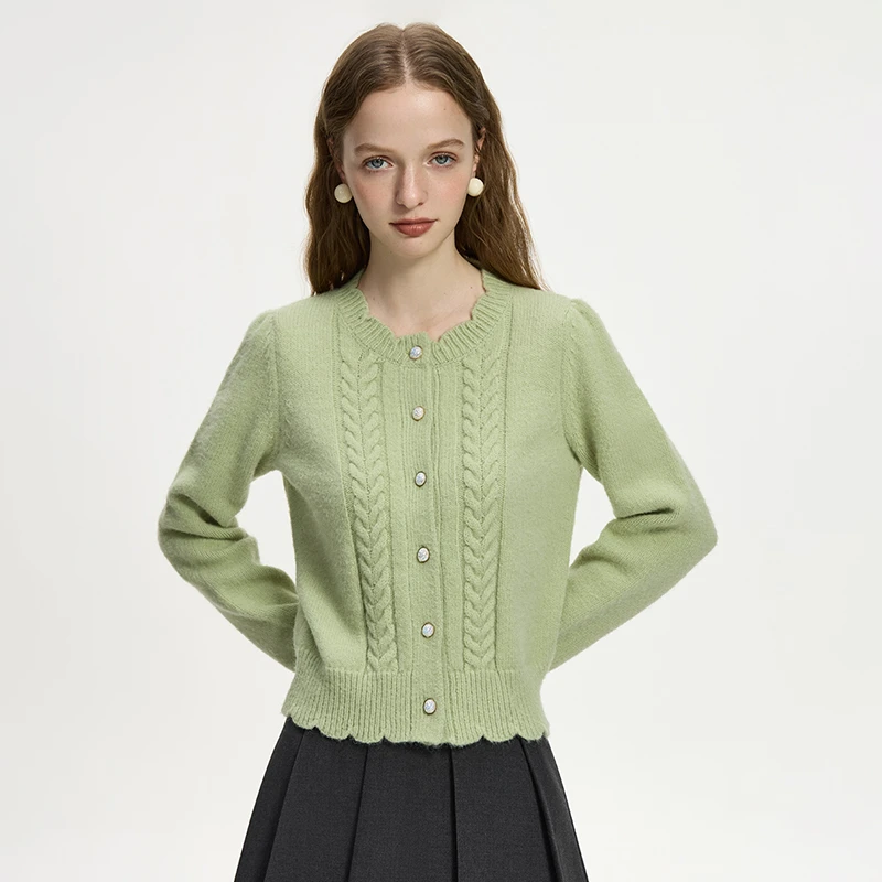 范思蓝恩气质百搭时尚甜美月牙花边圆领针织长袖开衫24FS14252