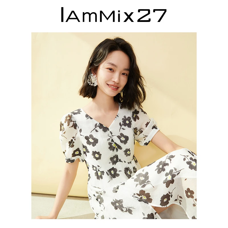 Iammix27法式V领连衣裙女高腰泡泡袖白色碎花裙女中长裙M3B9037