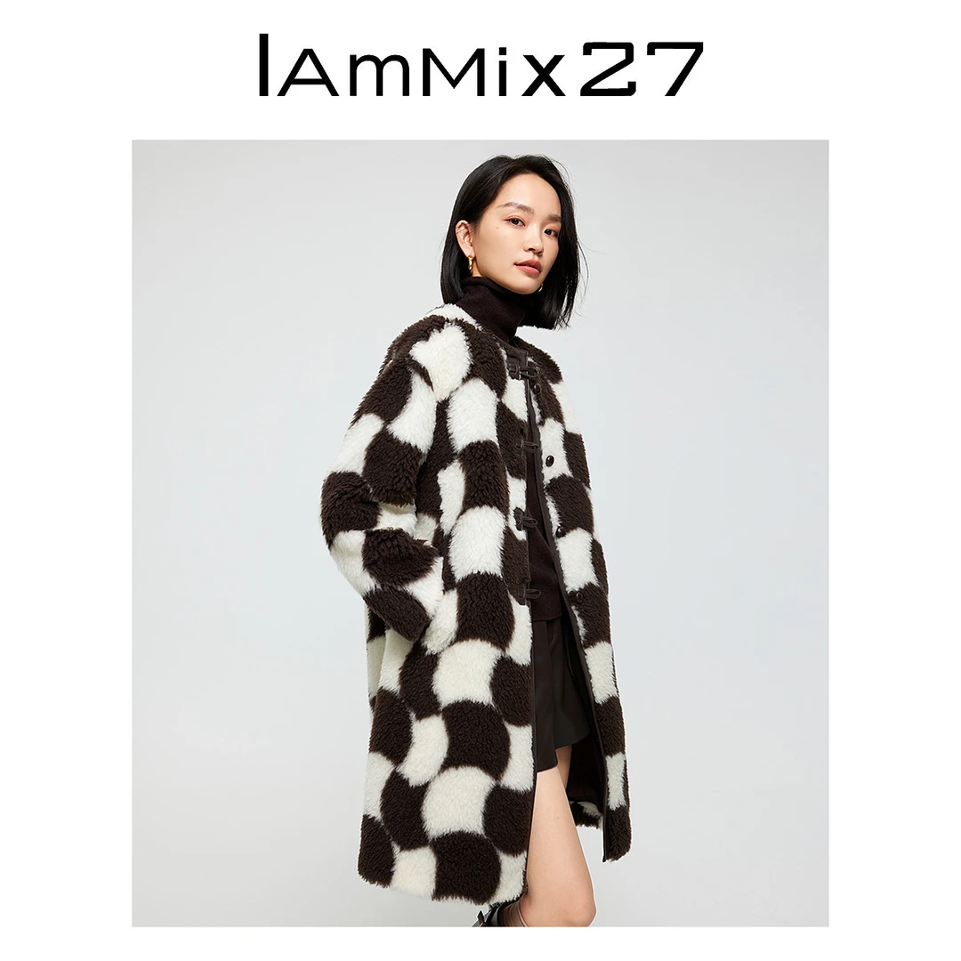 Iammix27冬季颗粒绒外套女中长款轻奢大格子纹绵羊毛大衣M3D4046