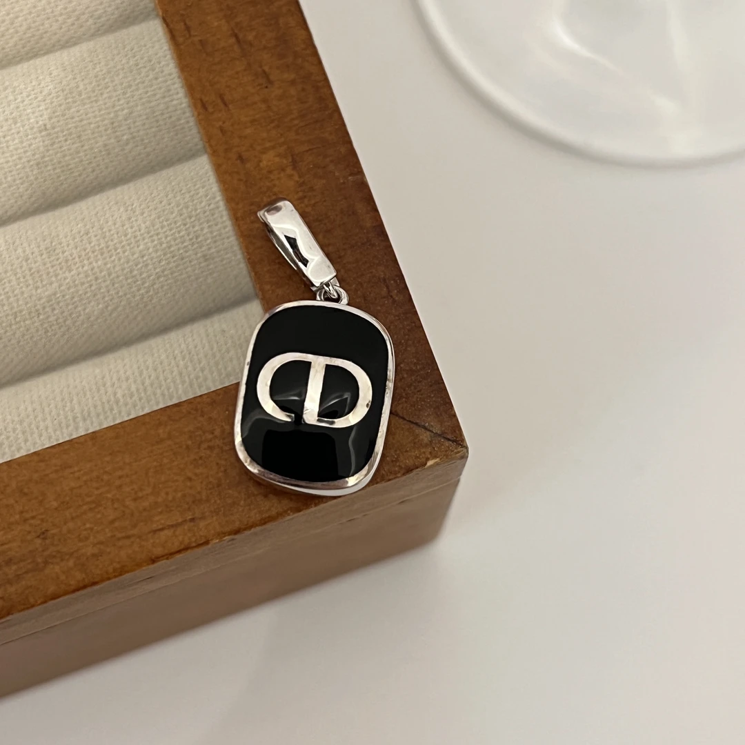 吊坠925银 《大黑色CD》韩版定制款高级感轻奢风大方牌CD吊坠