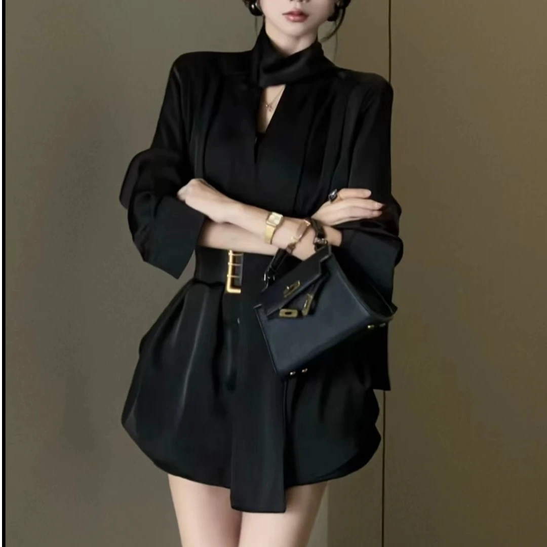 2024新款显瘦网红黑色轻奢时尚收腰小众设计感气质长袖设计师套装
