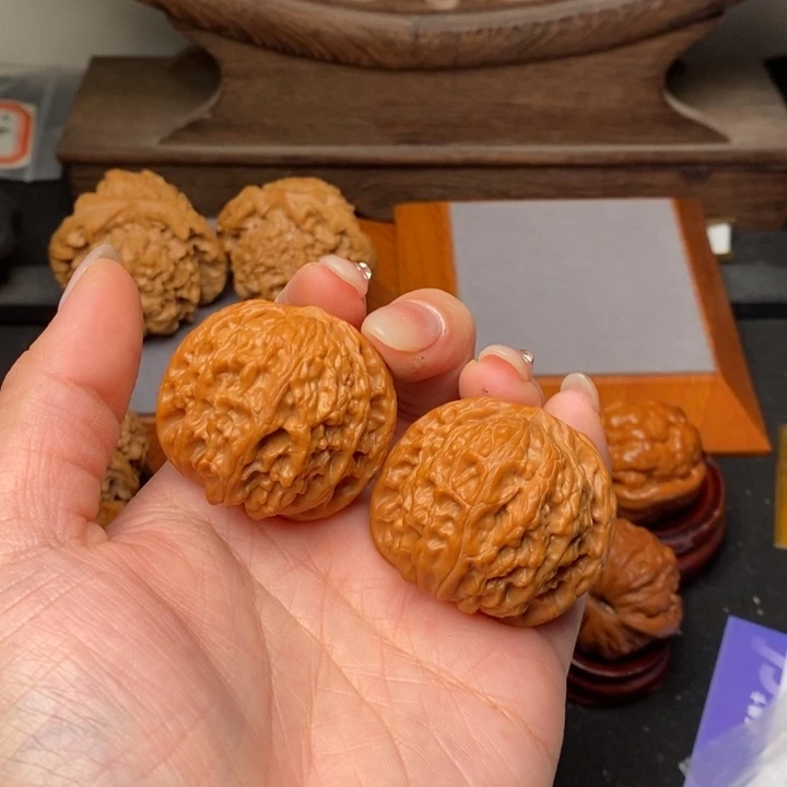 文玩核桃把件:*39.5磨盘全品