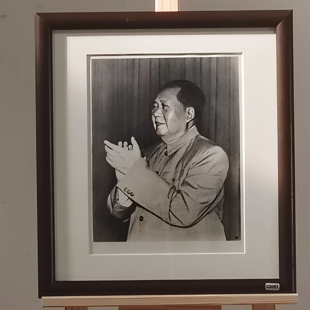 六七十年代伟人老照片 拍手（03087）