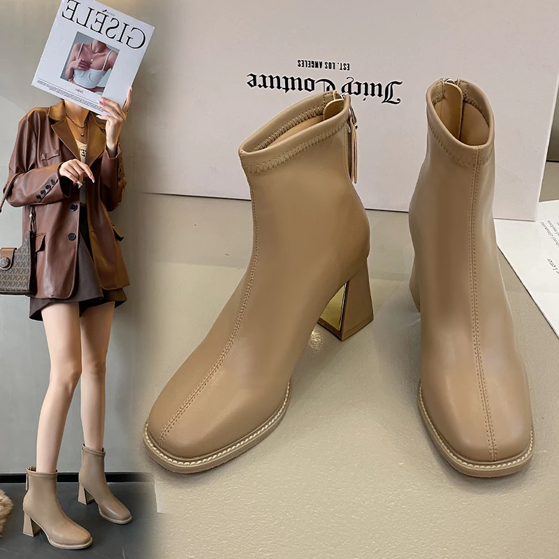 紫幻玲珑时尚英伦风短靴女粗跟宽胖脚百搭马丁靴加肥加宽大码女靴