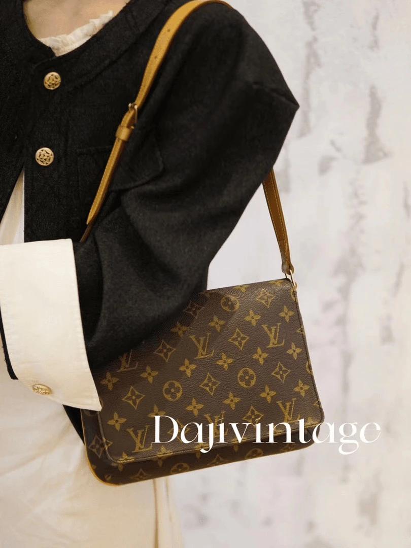 95新 LouisVuitton/路易威登 大吉中古/lv路易威登王菲斜挎包