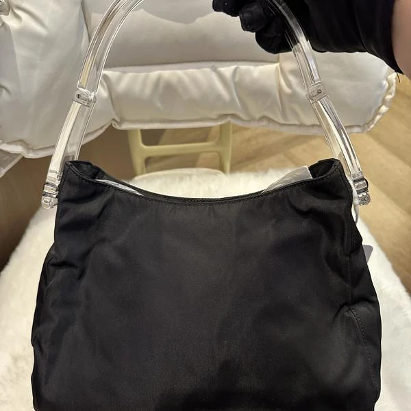 大吉中古/Prada普拉达亚克力肩带hobo单肩包