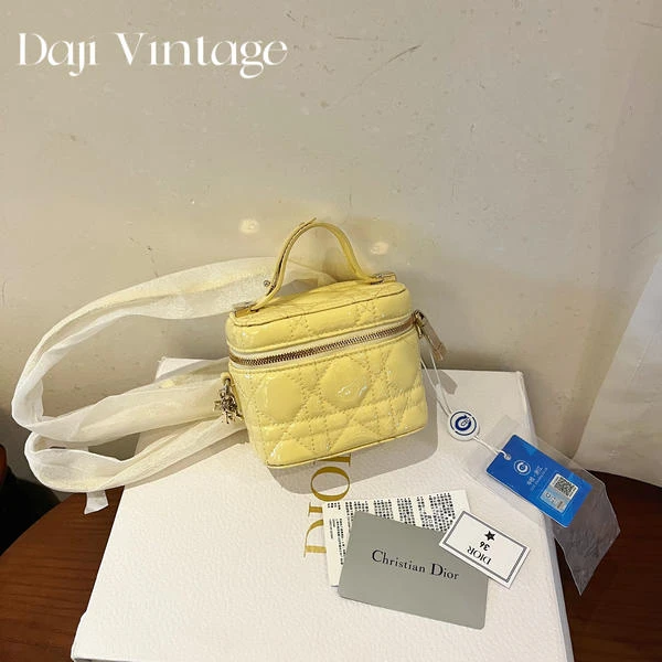 大吉中古/Dior迪奥奶黄色藤格纹化妆包