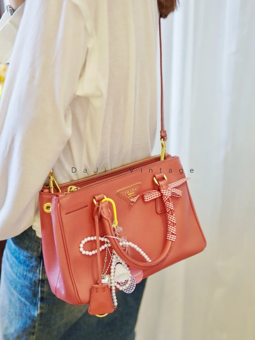 95新 Prada/普拉达 大吉中古/Prada西瓜粉杀手手提斜挎包