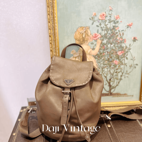大吉中古/PRADA普拉达巧克力双肩包