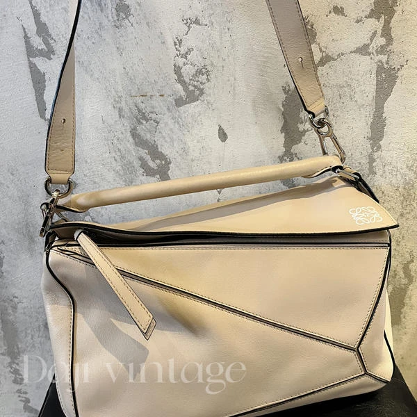 大吉中古/Loewe 罗意威奶茶色puzzle斜挎包