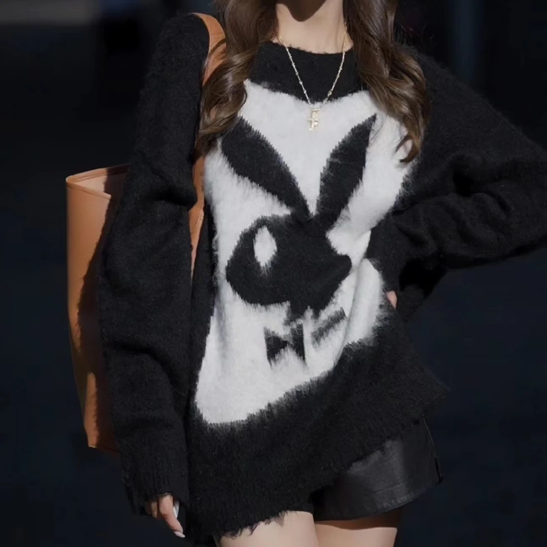 【兔子毛衣】长袖毛衣时尚慵懒风黑白撞色上衣宽松长袖毛衣08-22171
