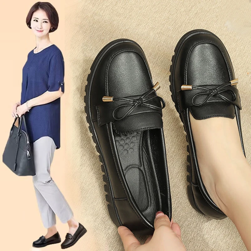 妈妈鞋中老年女鞋真皮黑色防滑洋气老人单鞋舒适牛皮鞋子工作鞋女