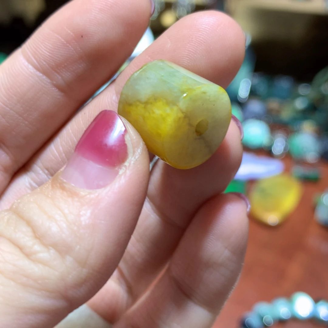 【闪购商品】翡翠颈饰未镶嵌