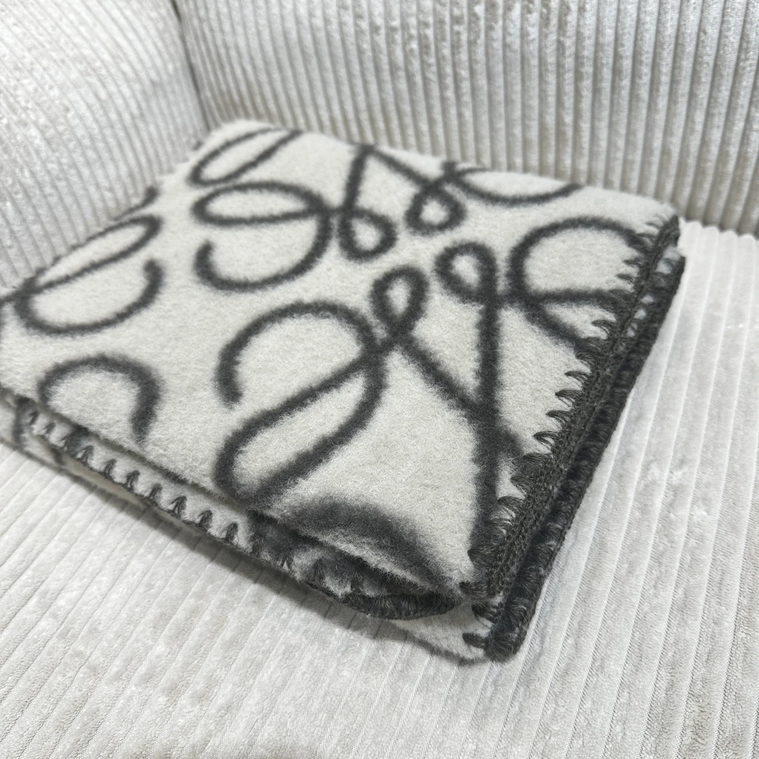 【超级红】意威-卡其 北欧外贸原单围巾披肩