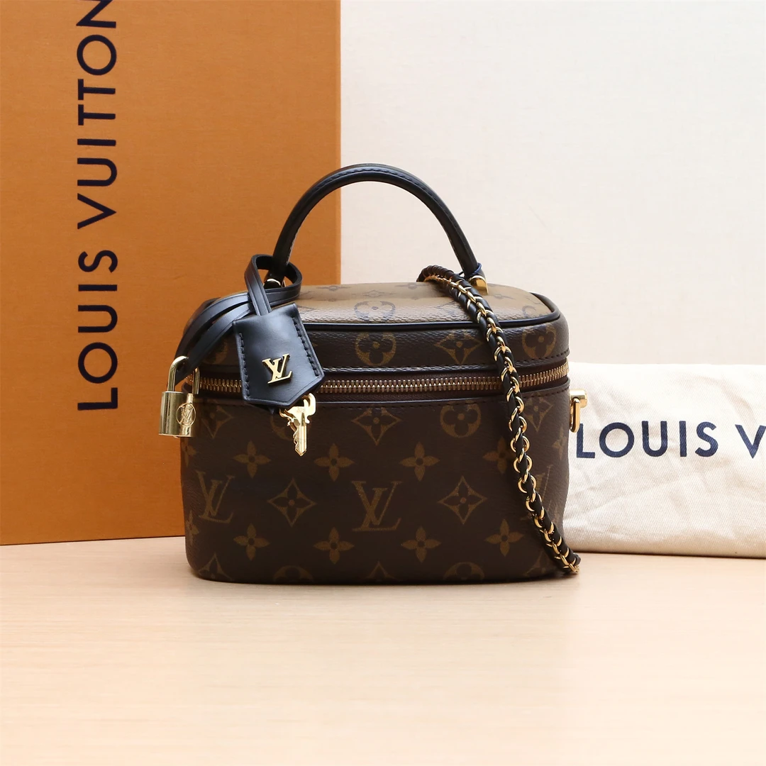 95新 LouisVuitton/路易威登 化妆包 小号 老花 芯片 P234245942