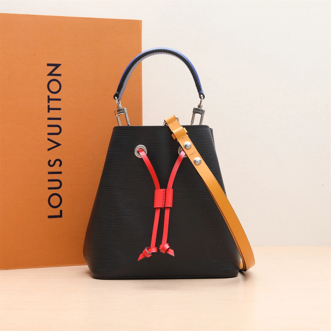 99新 LouisVuitton/路易威登 NÉONOÉ 水桶包BB 20 蓝色P224933603