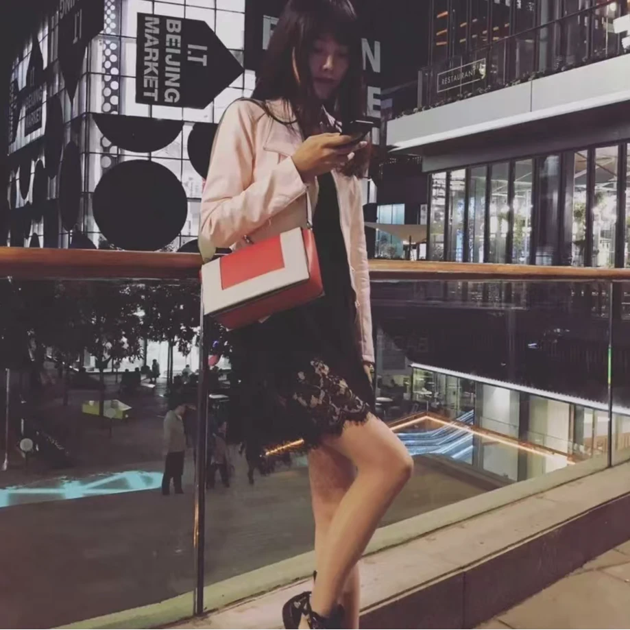99新 Celine/思琳 单肩包 小方包 中号 单肩包 P234142151