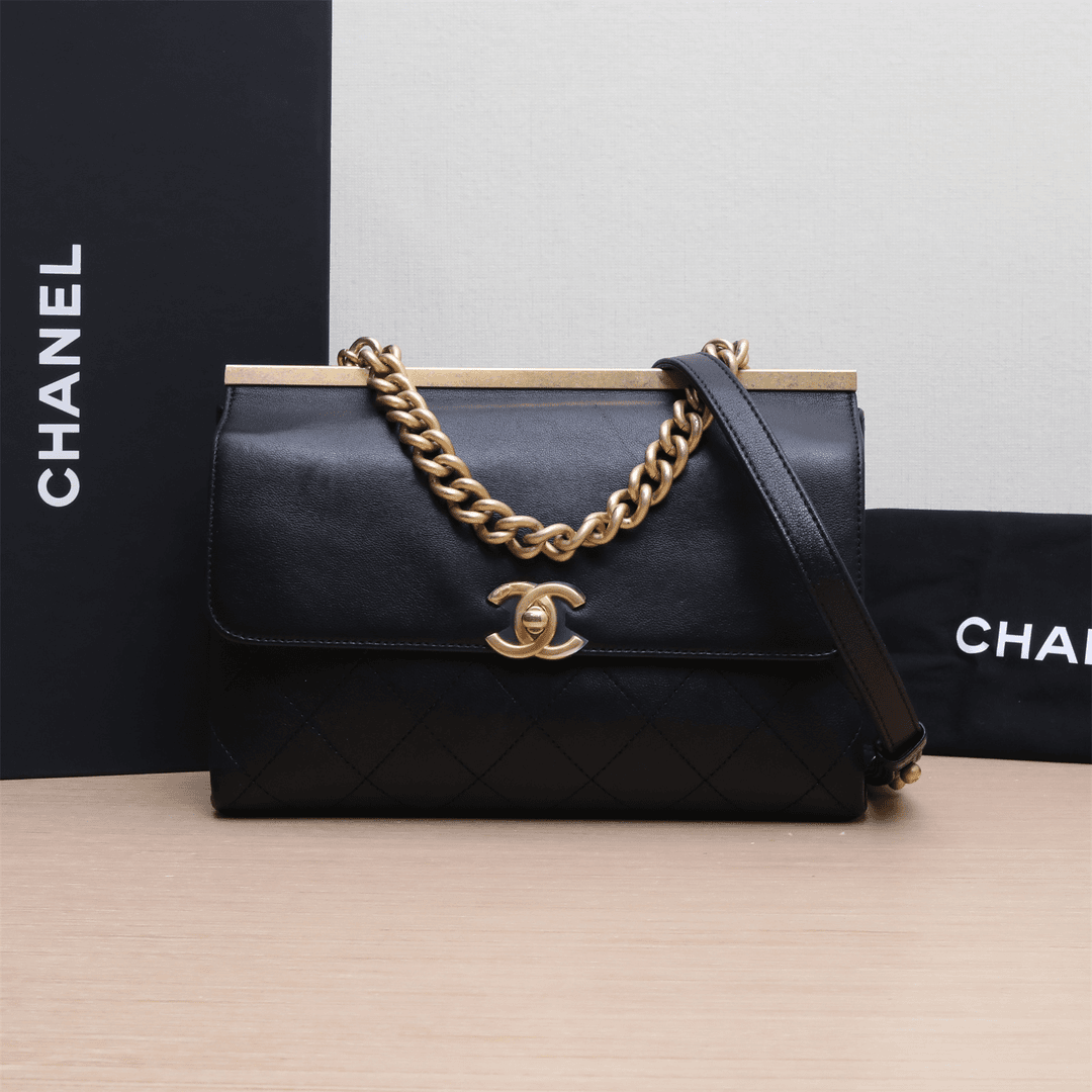 95新 Chanel/香奈儿 【精选】18早春邮差包 黑色25开 P233185184