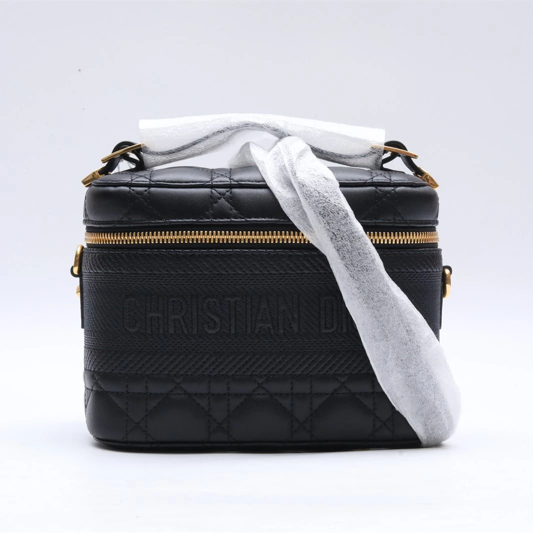 99新 DIOR/迪奥 斜跨包 小号 18 藤格纹 黑色 金扣 P224623344