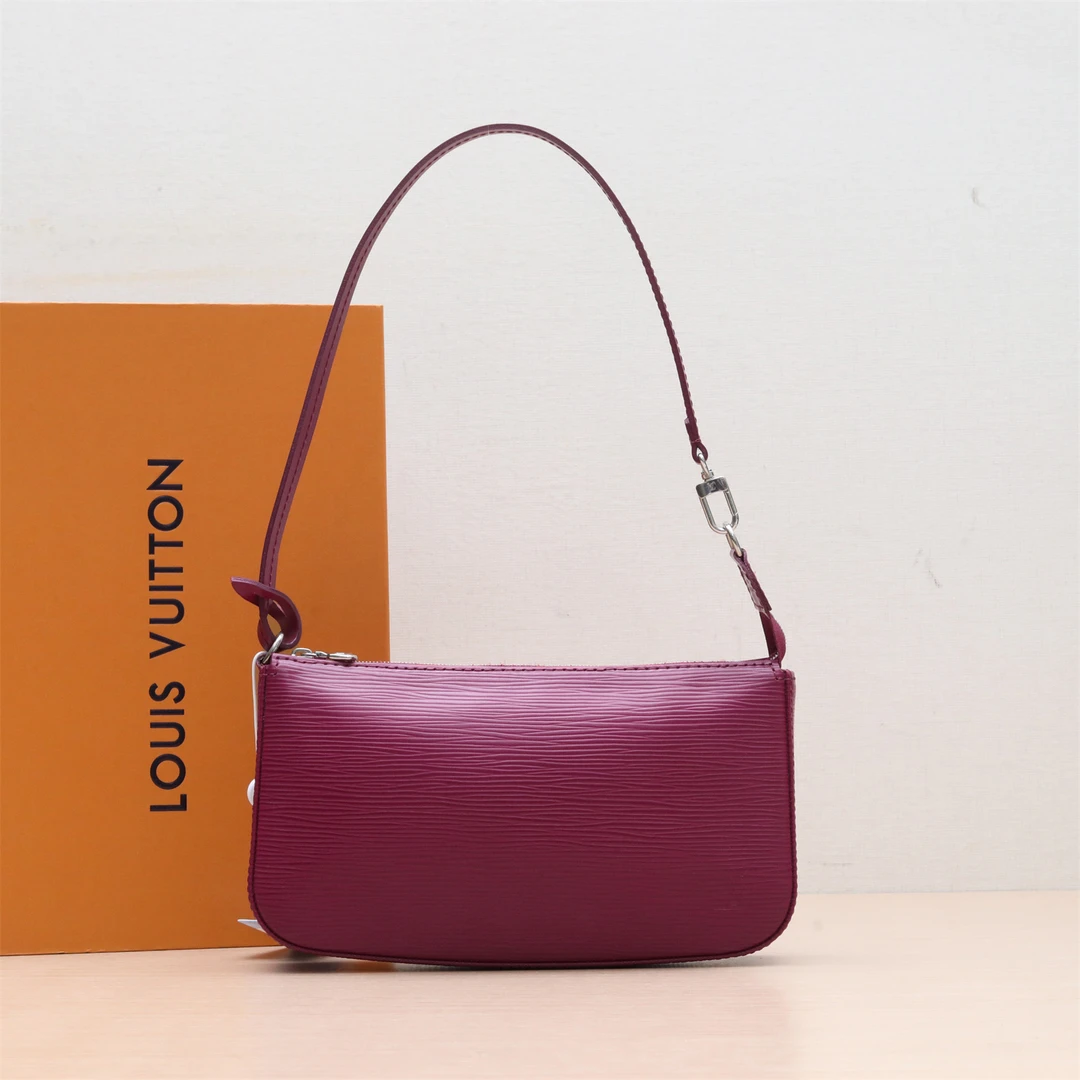 95新 LouisVuitton/路易威登  中古 麻将包紫红 2015 P224083330