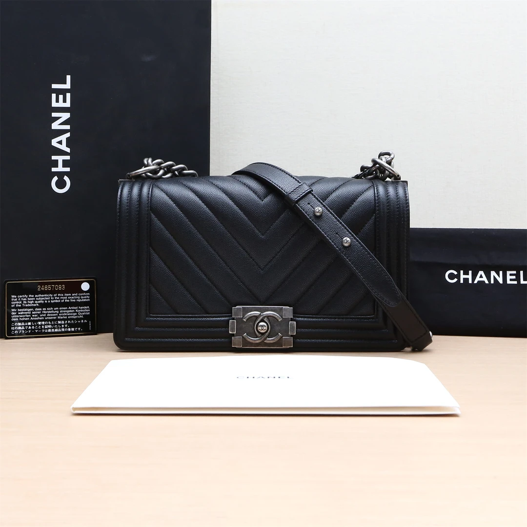 95新 Chanel/香奈儿 手提包 中号 25cm黑色 皮革C24开 P224410030