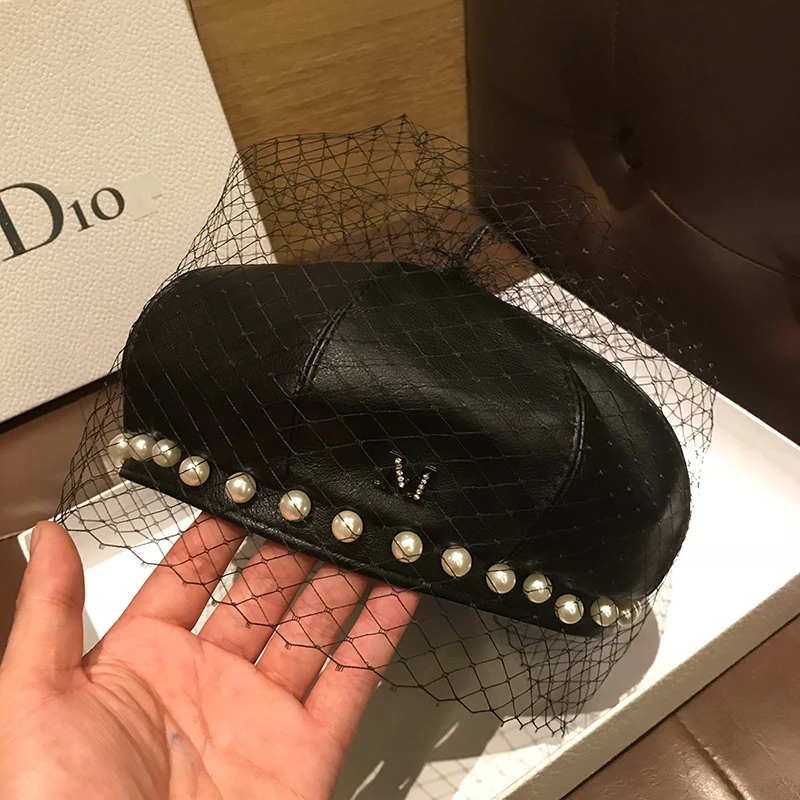 PU皮质贝雷帽复古网纱黑色蓓蕾帽珍珠画家帽子女秋冬网红款八角帽