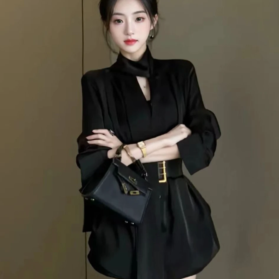 新款小众高级感显瘦网红轻奢时尚收腰网红洋气炸街女装气质