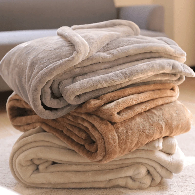 多功能加厚阳离子睡毯柔软保暖亲肤毛毯办公室沙发午睡单人绒毛毯