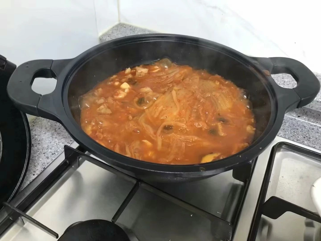 韩国进口炖锅炒锅不粘锅大锅双耳陶瓷漆无油烟炒锅电磁炉通用火锅