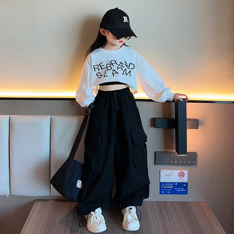 女童潮酷工装裤套装2025秋季新款洋气儿童短款打底衫爵士街舞裤子