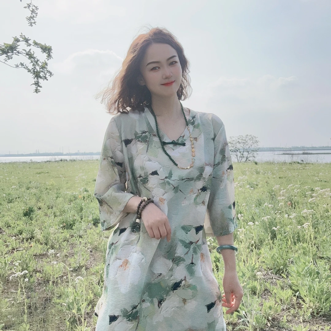 【青依3372】新中式碎花气质时尚复古显瘦大版宽松水墨V领上衣