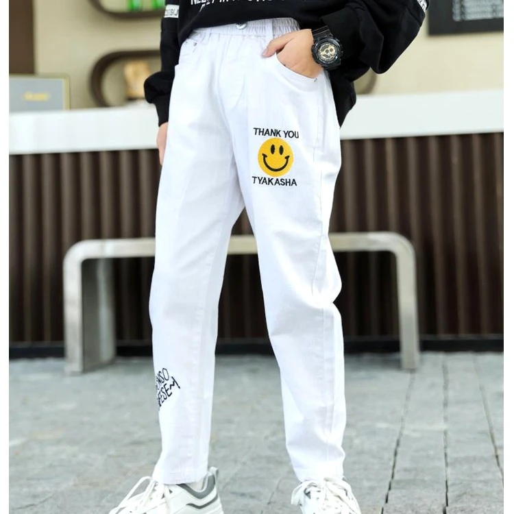 儿童装白色春装裤子2025新款中大童春秋款男孩牛仔裤夏季薄款长裤