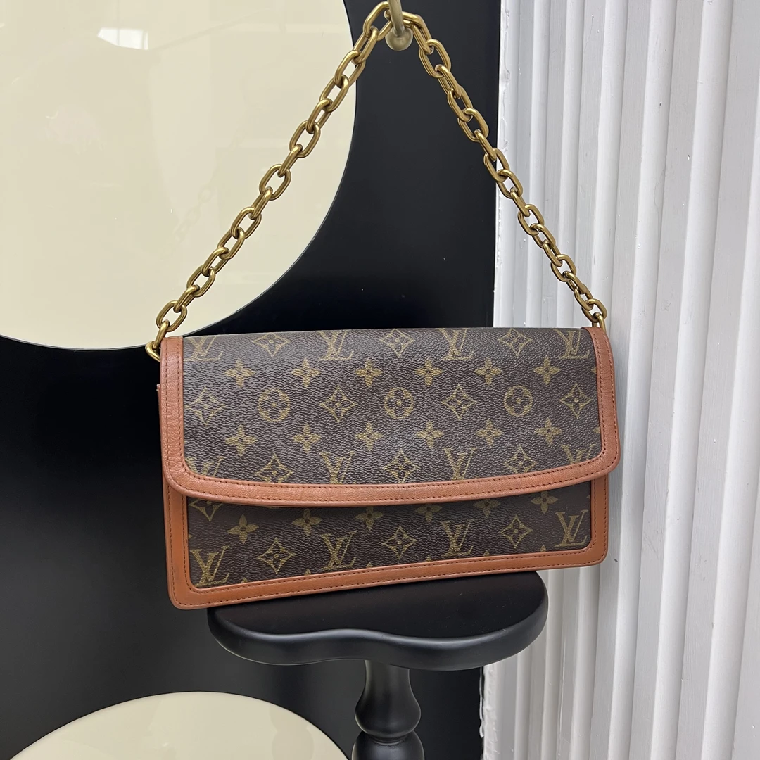 95新 LouisVuitton/路易威登 觅时/大号红皮手拿/112489