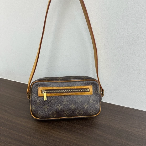 95新 LouisVuitton/路易威登 觅时/小号开口笑单肩包/2403211